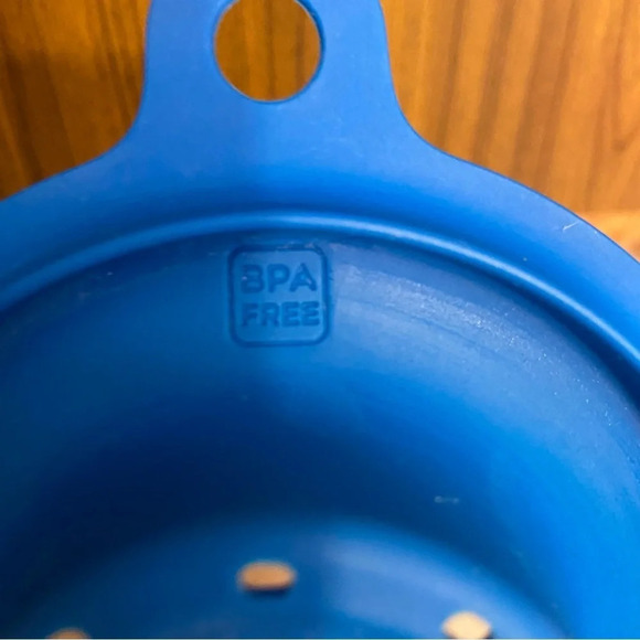 BNWOT Evolution micro-pop microwave popcorn popper in blue - Picture 10 of 11